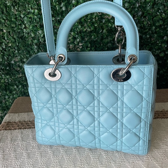 Dior Lady Dior Bag Baby Blue with COA and Dustbag - Picture 4 of 12